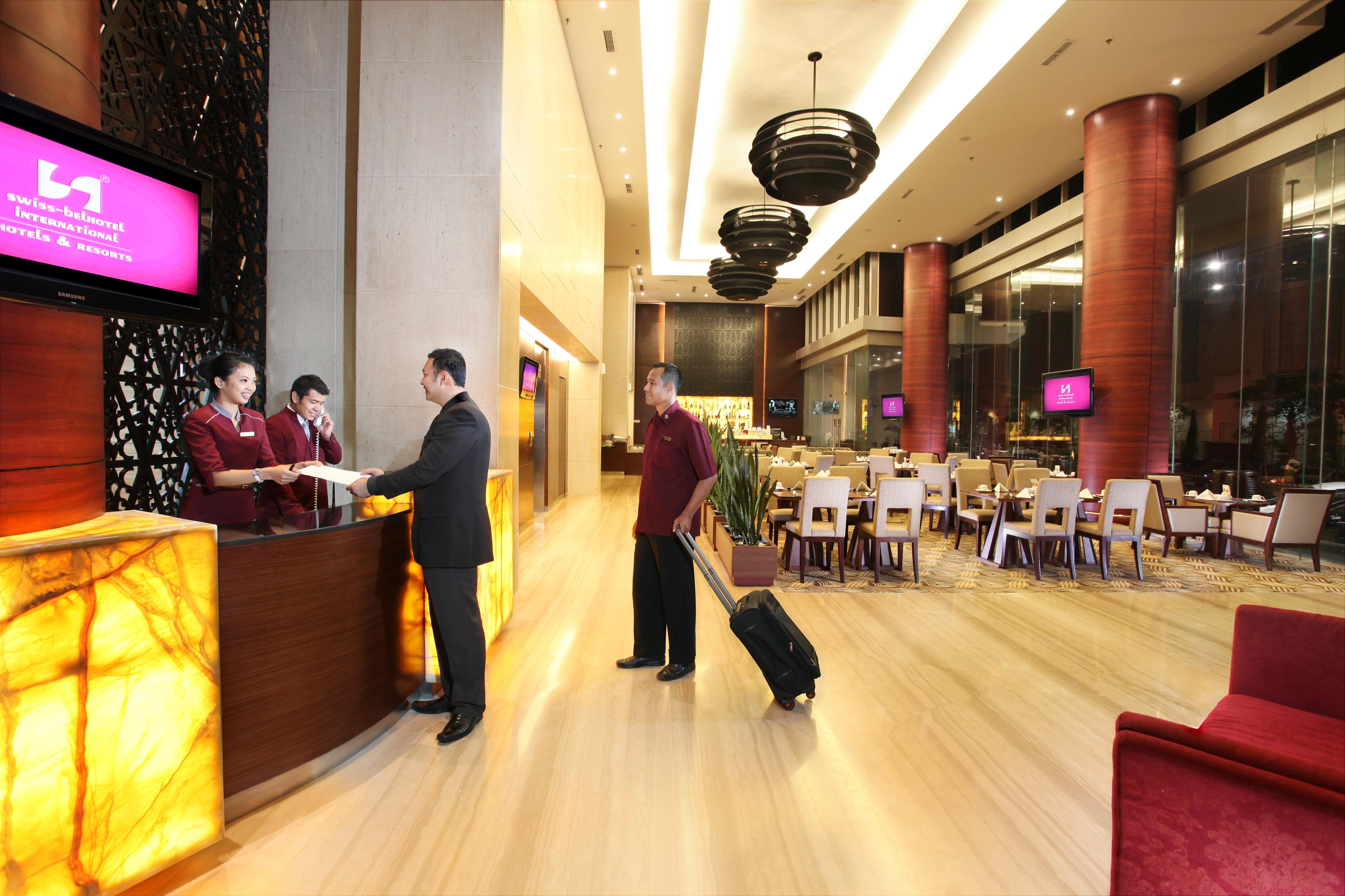 สวิส-เบลินน์ สกา พีกันบารู Hotel เปกันบารู ภายนอก รูปภาพ