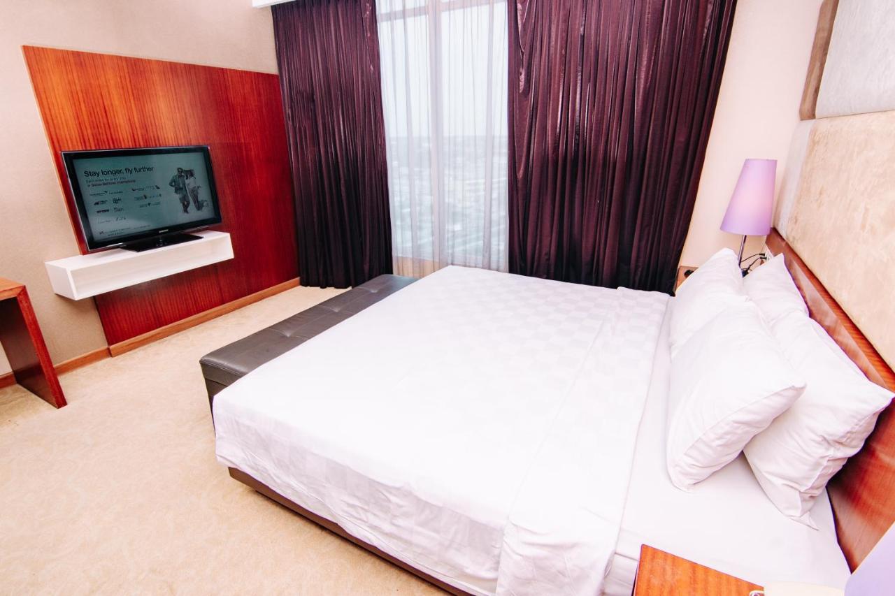 สวิส-เบลินน์ สกา พีกันบารู Hotel เปกันบารู ภายนอก รูปภาพ