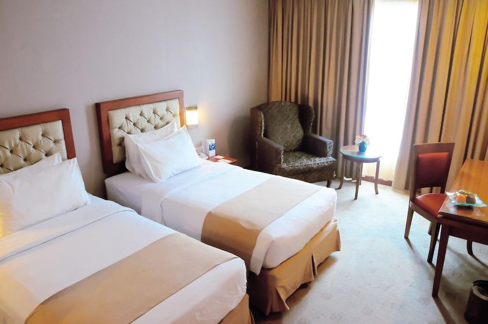 สวิส-เบลินน์ สกา พีกันบารู Hotel เปกันบารู ภายนอก รูปภาพ