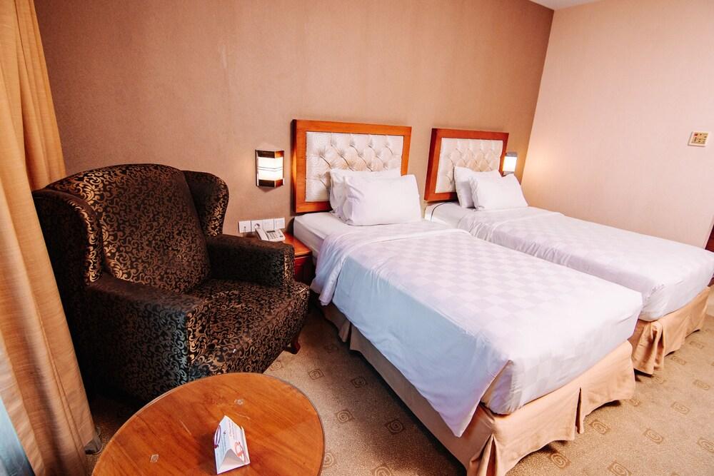 สวิส-เบลินน์ สกา พีกันบารู Hotel เปกันบารู ภายนอก รูปภาพ