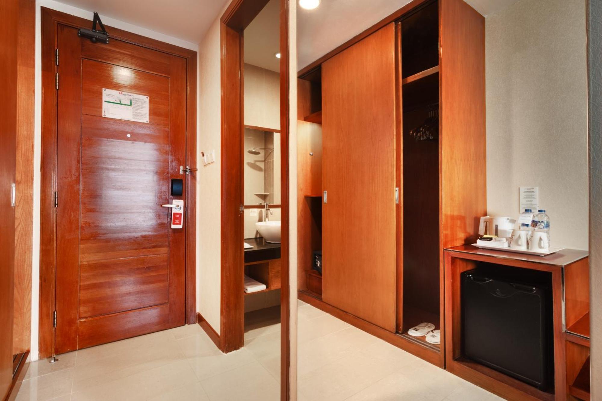 สวิส-เบลินน์ สกา พีกันบารู Hotel เปกันบารู ภายนอก รูปภาพ